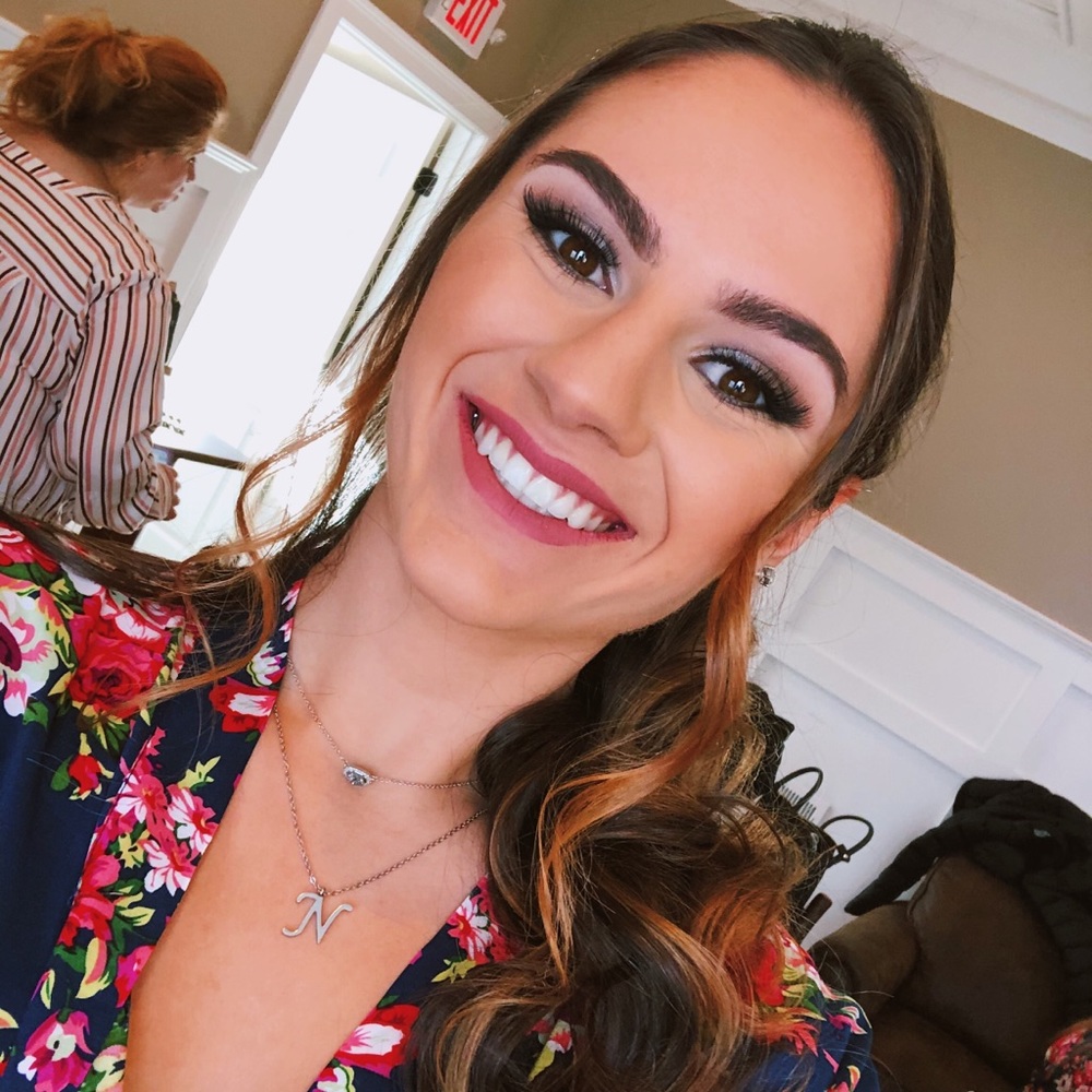 Meet your Posher, Courtney